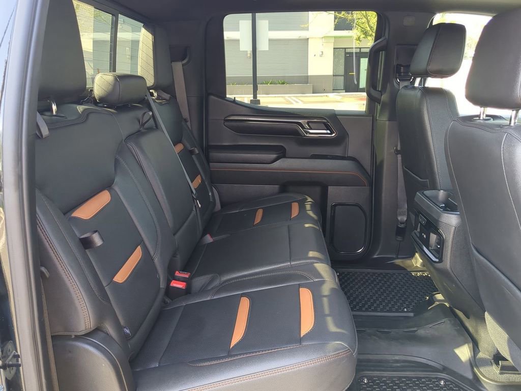 Used 2023 GMC Sierra 1500 AT4 w/ AT4 Premium Package AWD/4WD image 31
