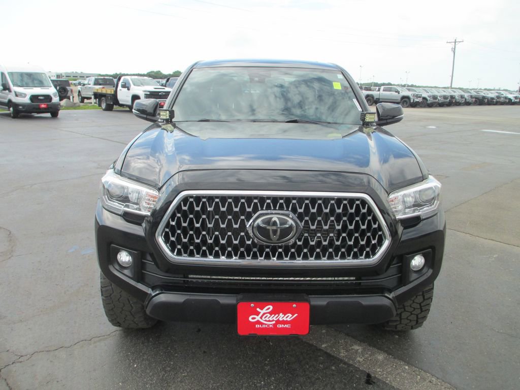 Used 2019 Toyota Tacoma TRD Off-Road AWD/4WD image 11