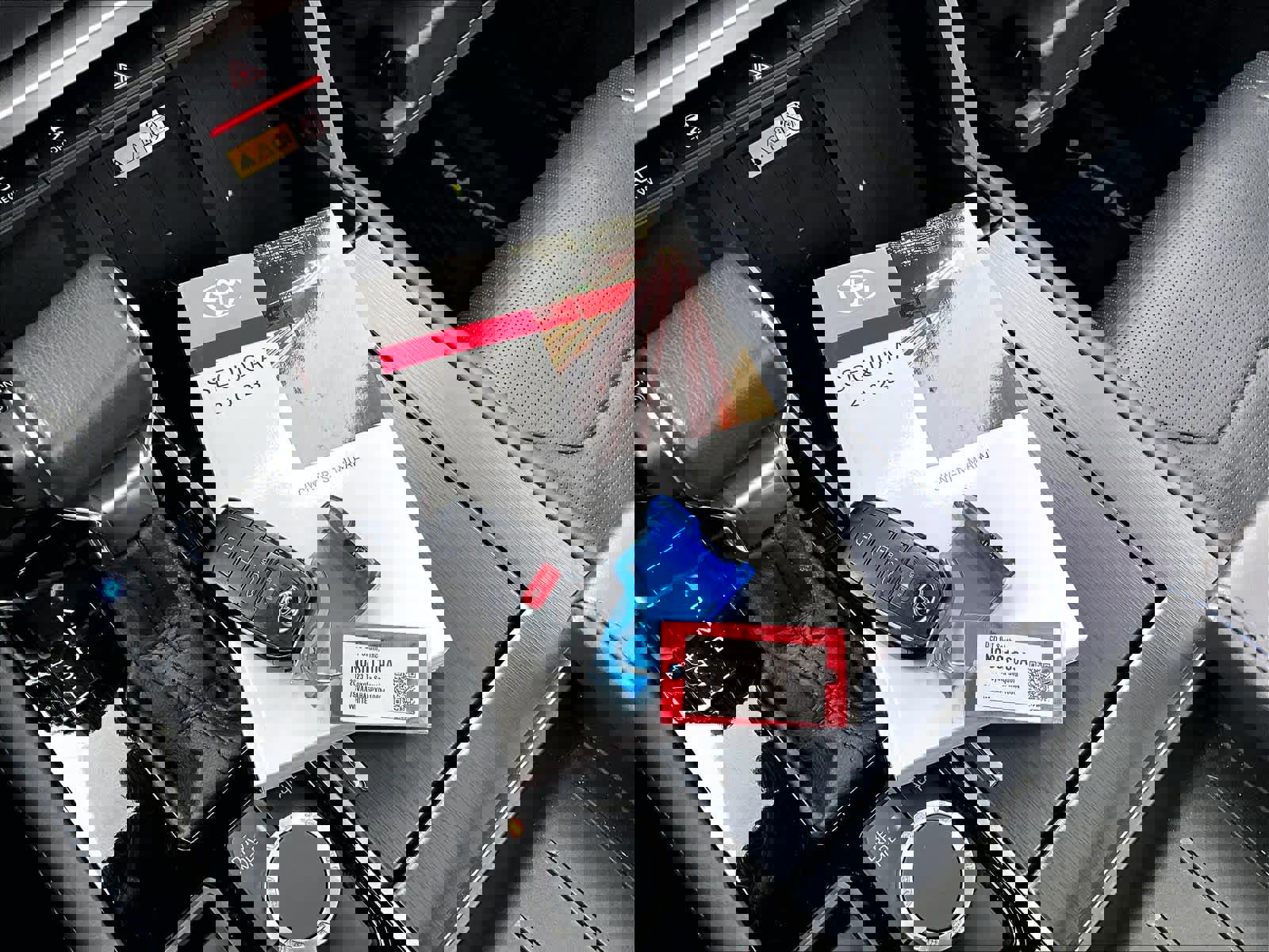 Used 2023 Toyota Sequoia Platinum image 32