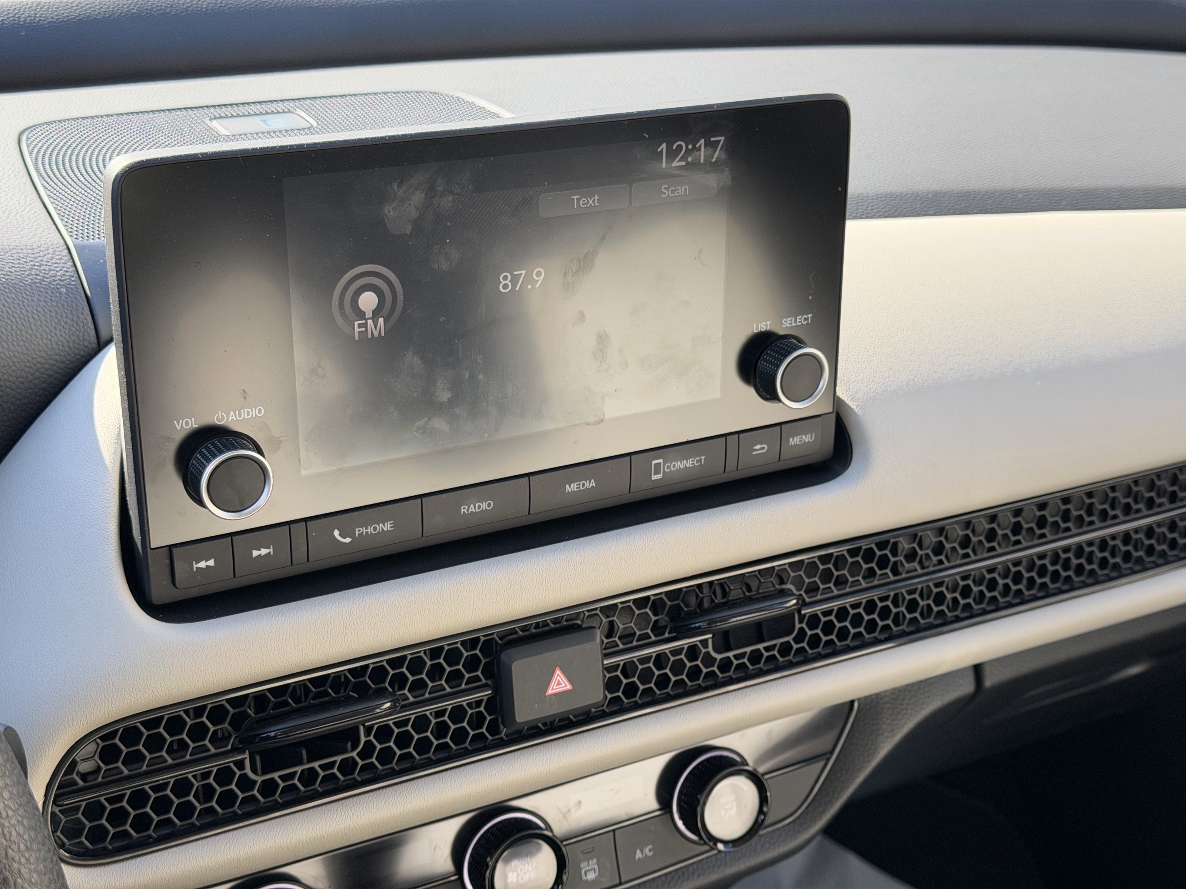 Used 2025 Honda HR-V LX image 22