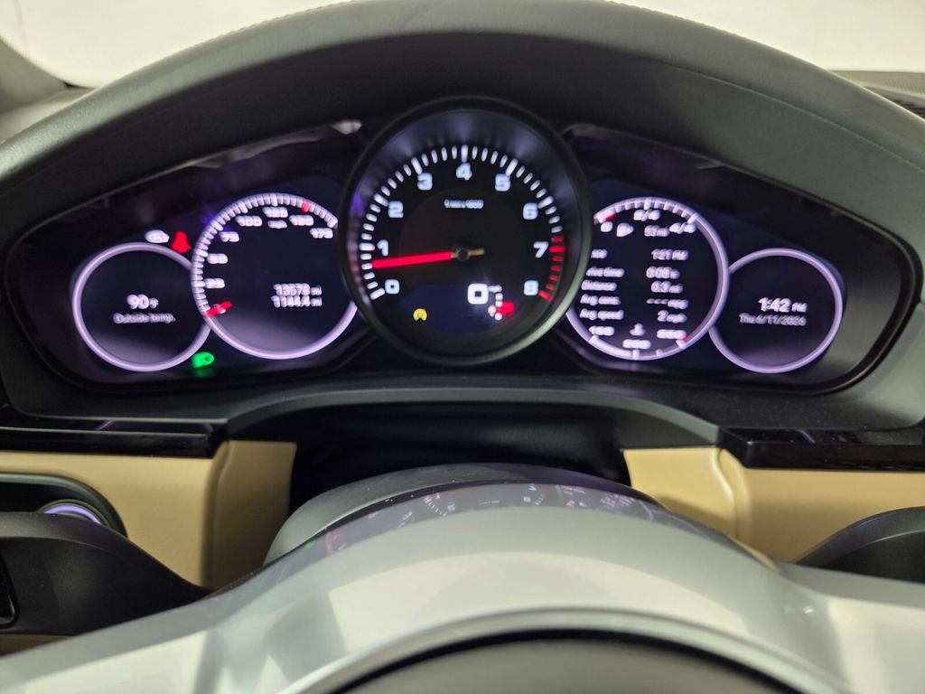 Used 2023 Porsche Cayenne Platinum Edition AWD/4WD image 15