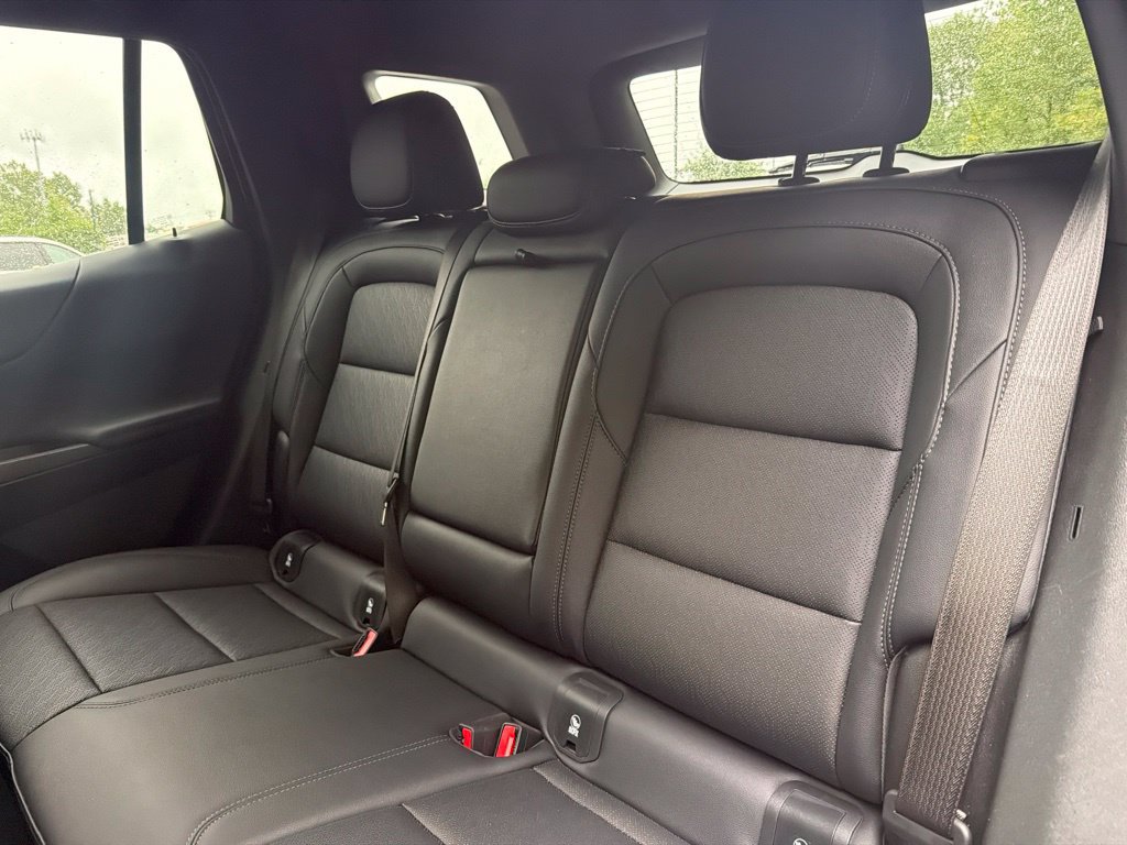 Used 2025 Chevrolet Equinox LT w/ Convenience Package II FWD image 13