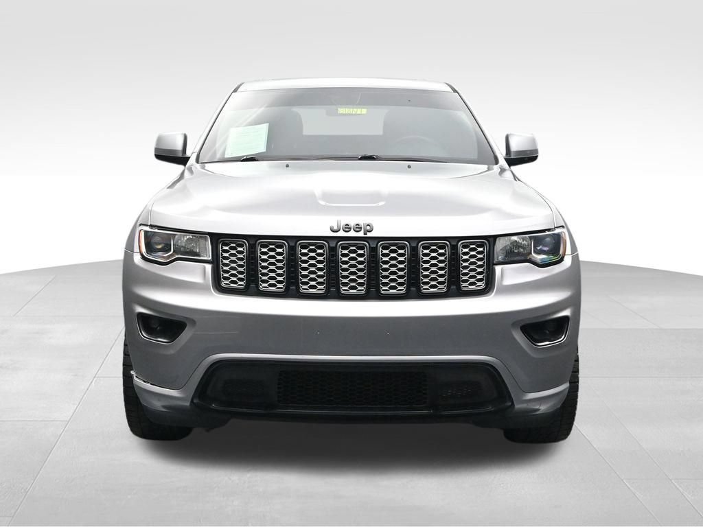 Used 2021 Jeep Grand Cherokee Laredo X AWD/4WD image 8