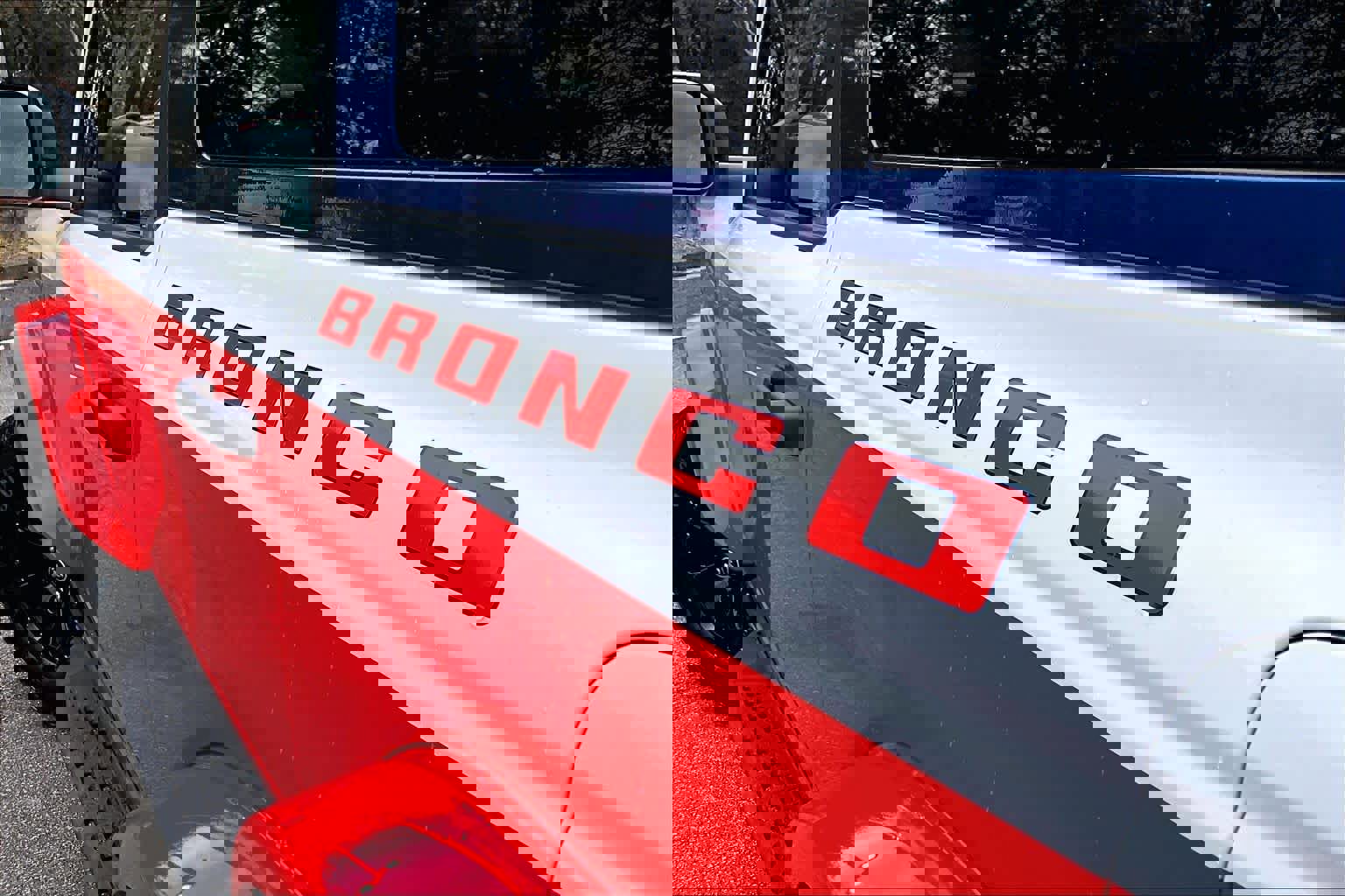 Certified 2025 Ford Bronco Stroppe Edition image 27