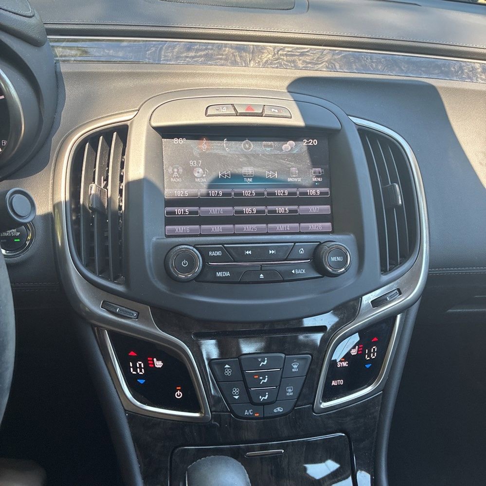 Used 2016 Buick LaCrosse Leather w/ Experience Buick Package FWD image 5
