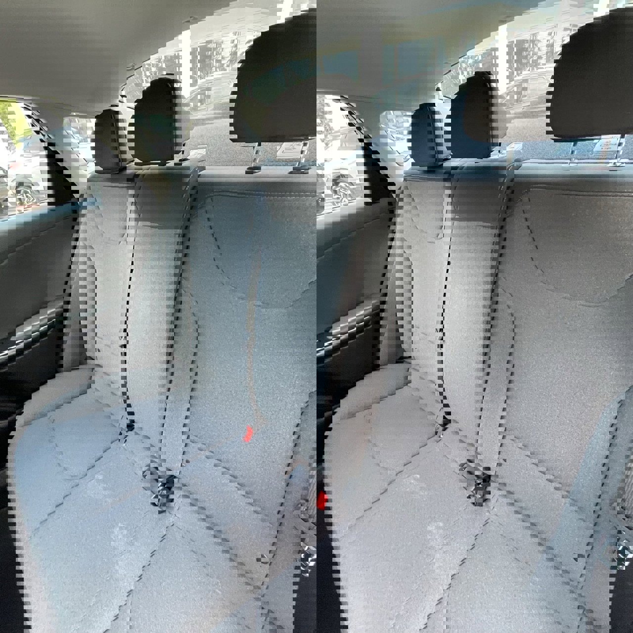 Used 2025 Kia K4 LXS image 23