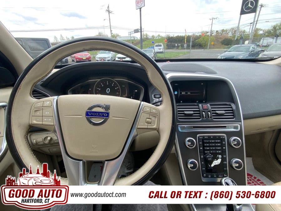 Used 2015 Volvo XC60 T5 Platinum FWD image 9