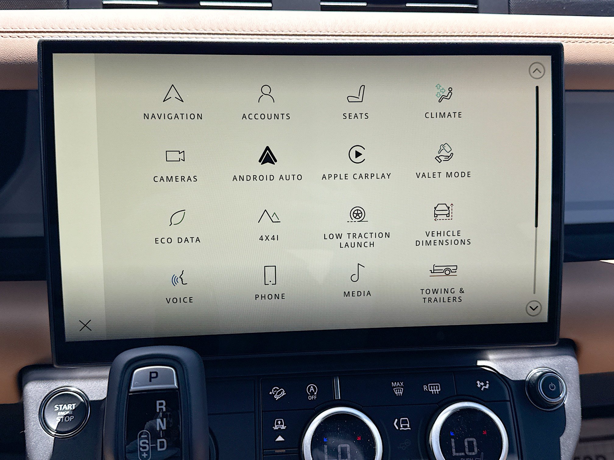 New 2026 Land Rover Defender 110 X-Dynamic SE AWD/4WD image 30