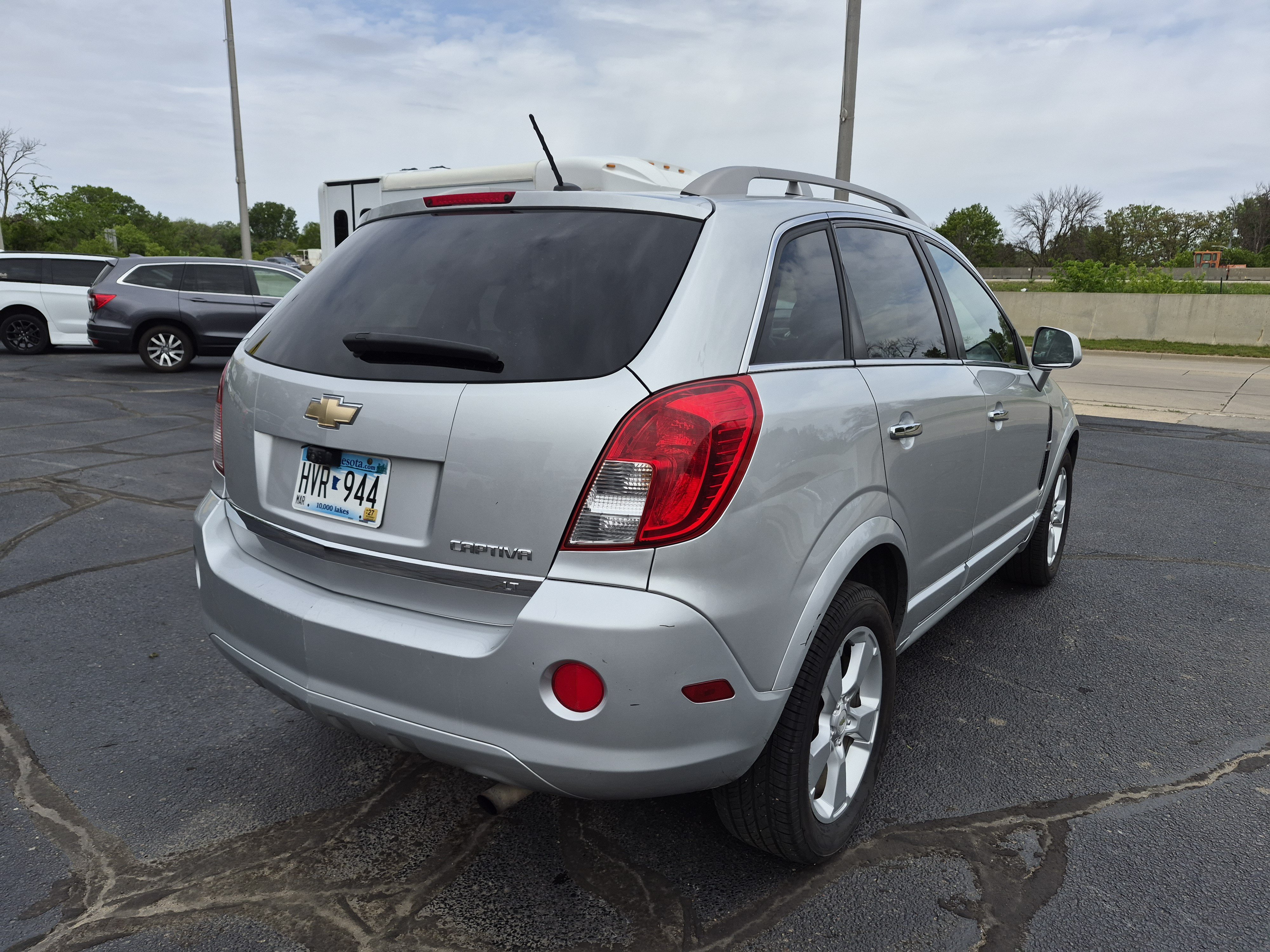 Used 2014 Chevrolet Captiva Sport LT FWD image 8