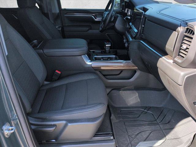 Used 2025 Chevrolet Silverado 1500 LT w/ Safety Package RWD image 28