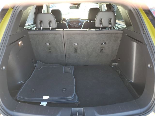 Used 2023 Chevrolet TrailBlazer RS w/ Sun and Liftgate Package image 37