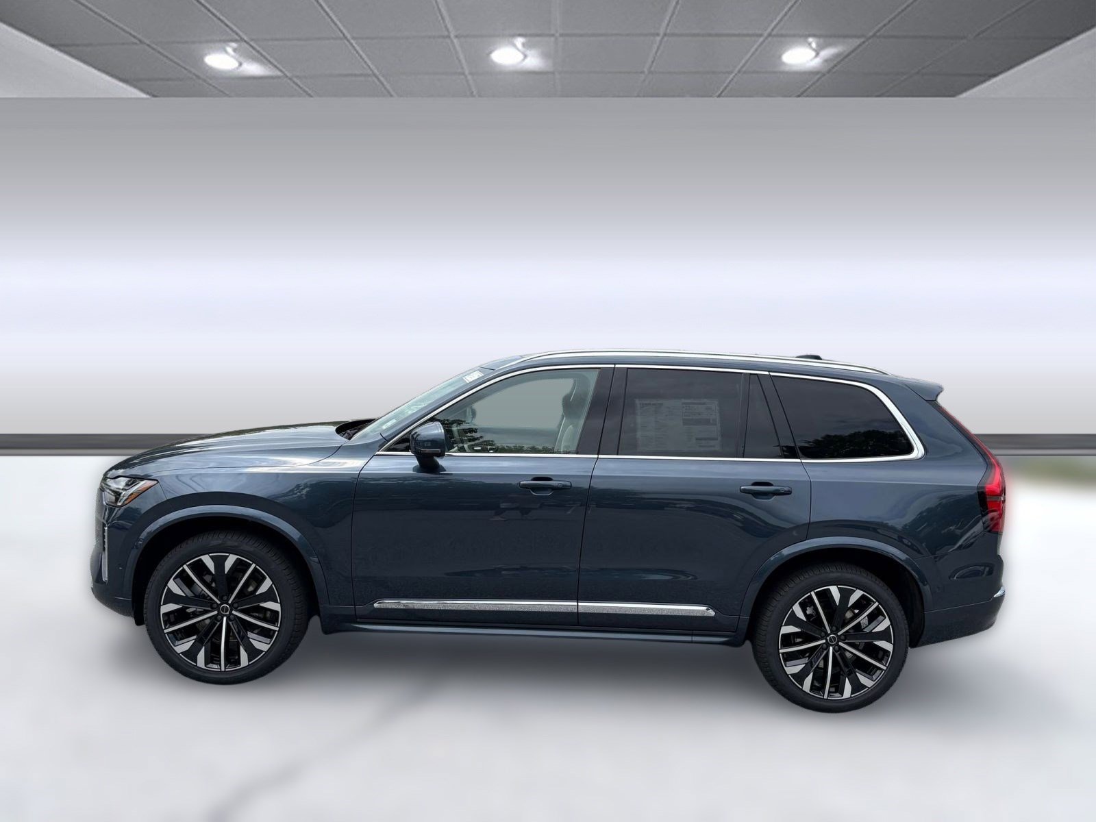 New 2026 Volvo XC90 B6 Ultra image 2
