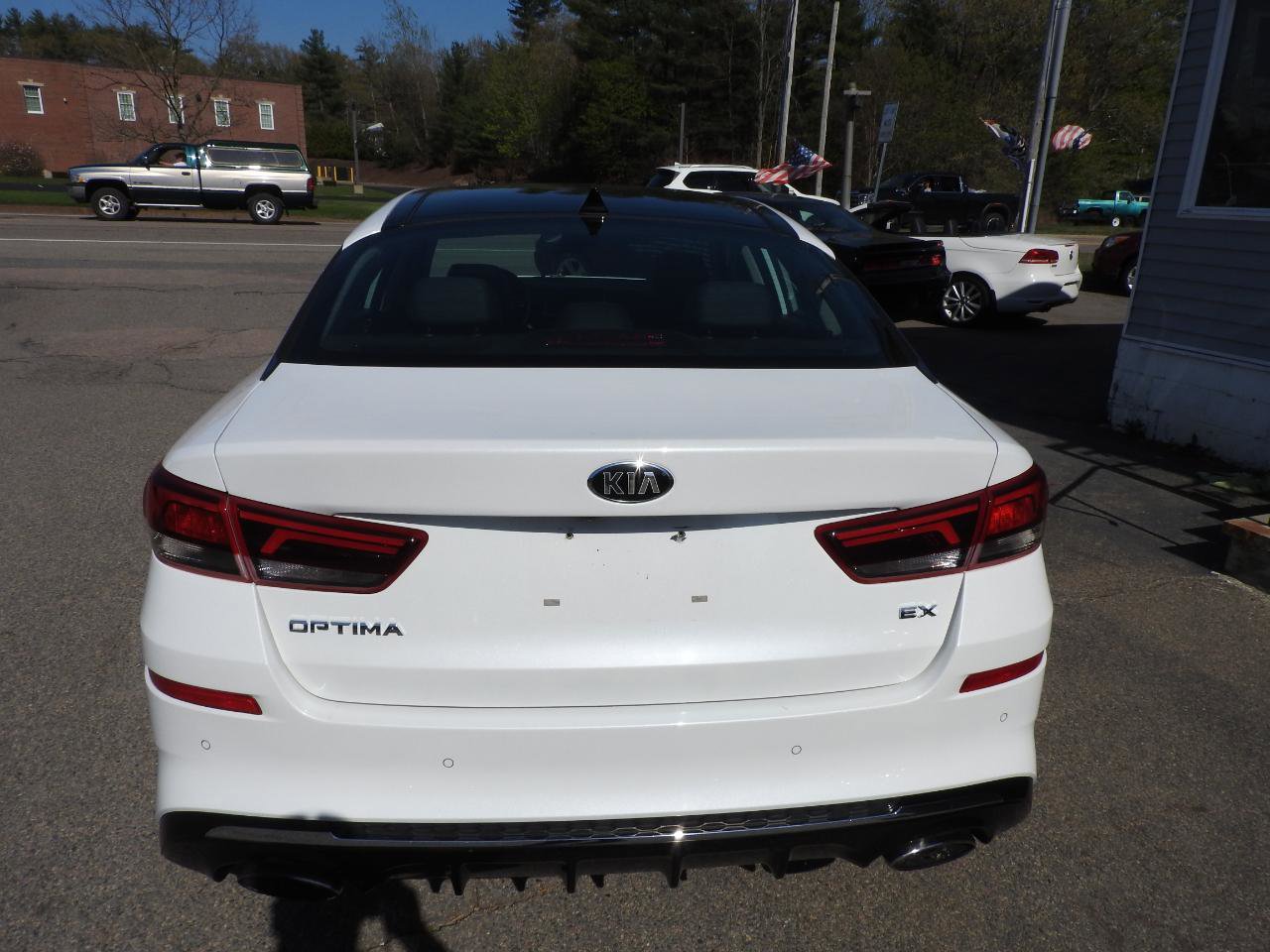 Used 2019 Kia Optima EX w/ EX Premium Package FWD image 5
