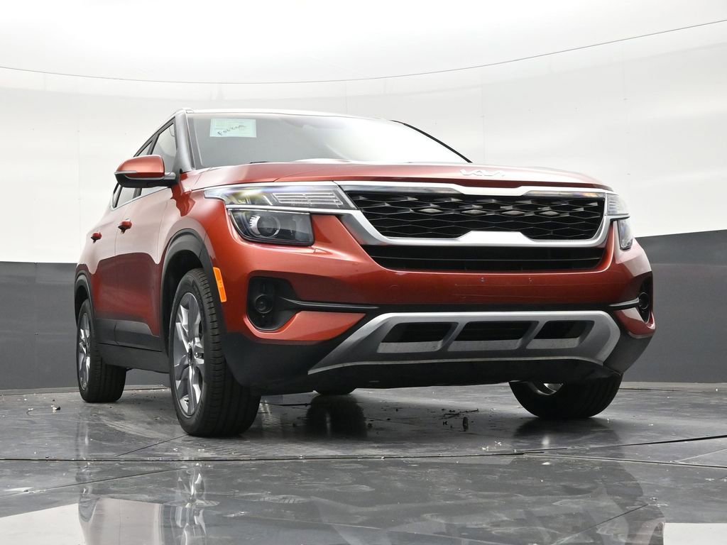 Used 2023 Kia Seltos S FWD image 27