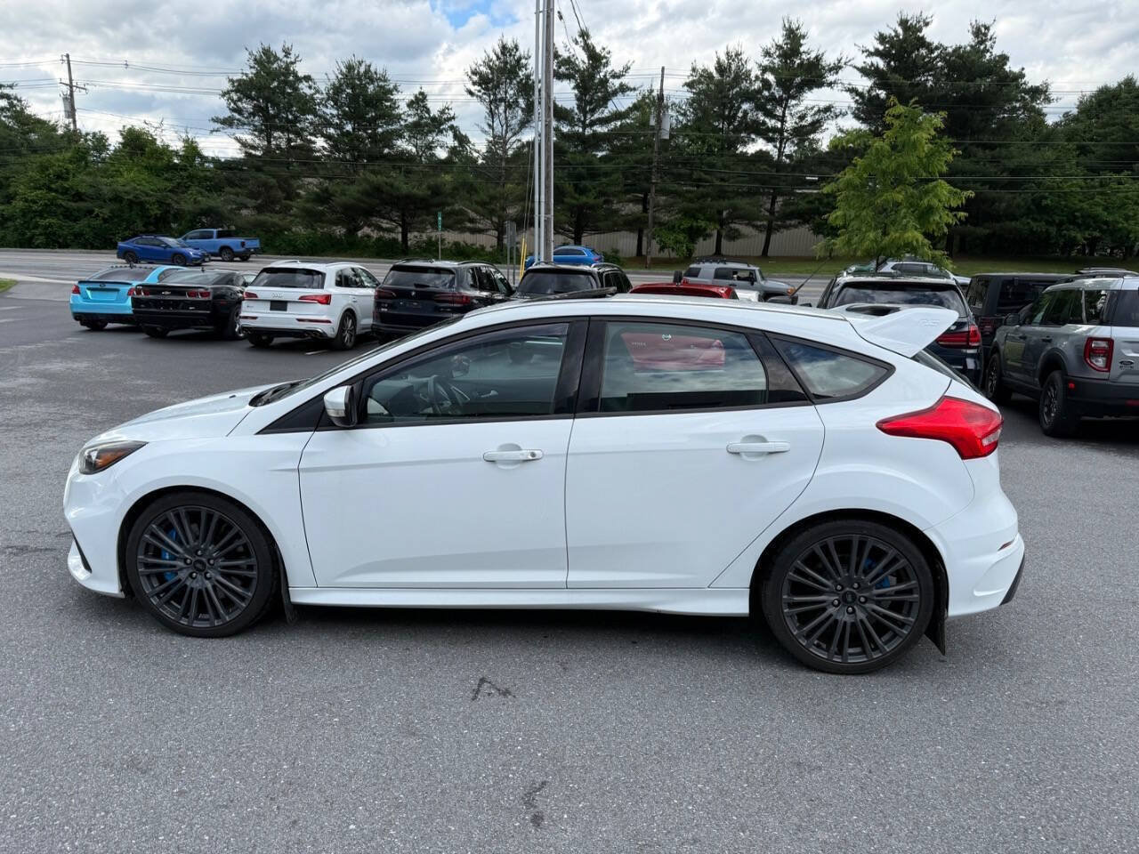 Used 2017 Ford Focus RS AWD/4WD image 9