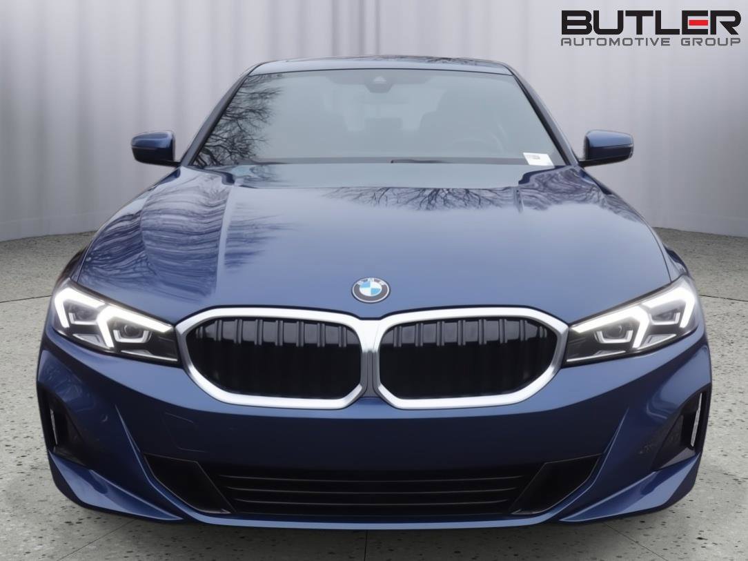 Used 2023 BMW 330i Sedan w/ Driving Assistance Package image 2