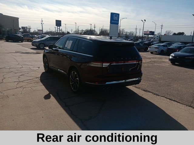Used 2020 Lincoln Aviator Reserve w/ Equipment Group 202A image 7