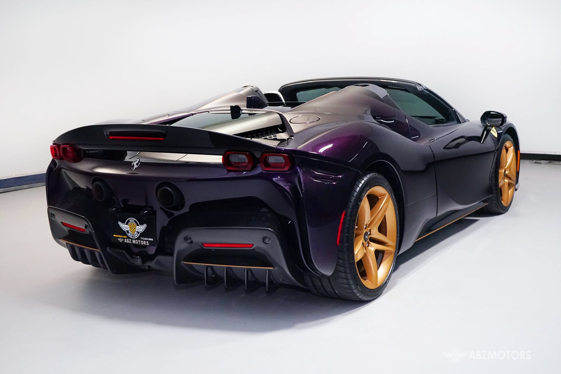 Used 2024 Ferrari SF90 Spider AWD/4WD image 6