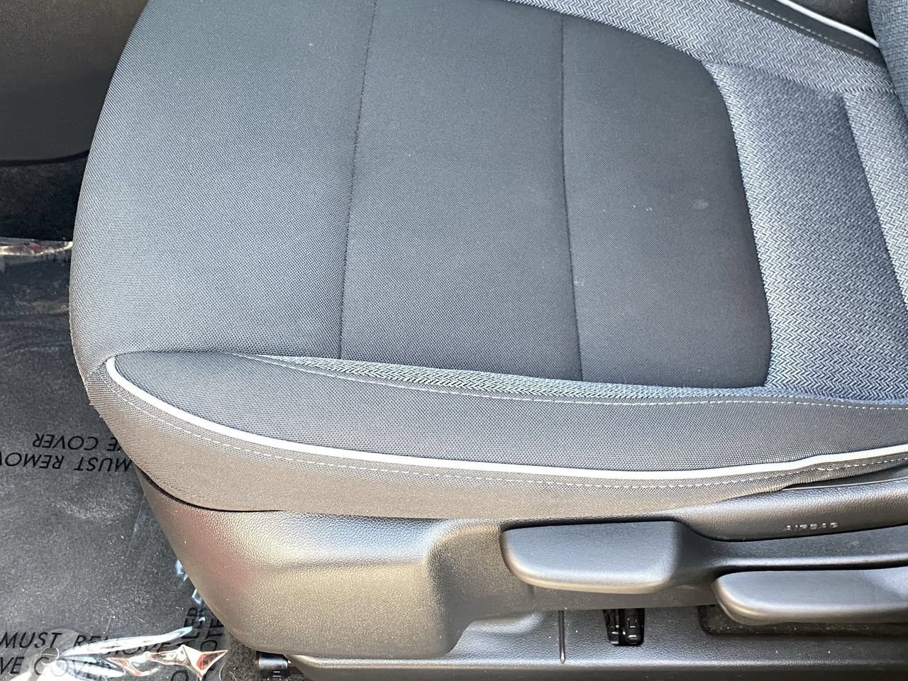 Used 2025 Chevrolet TrailBlazer LT FWD image 27