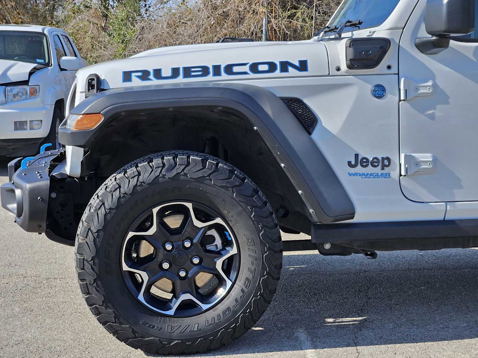 Used 2022 Jeep Wrangler Unlimited Rubicon 4xe w/ Steel Bumper Group image 8