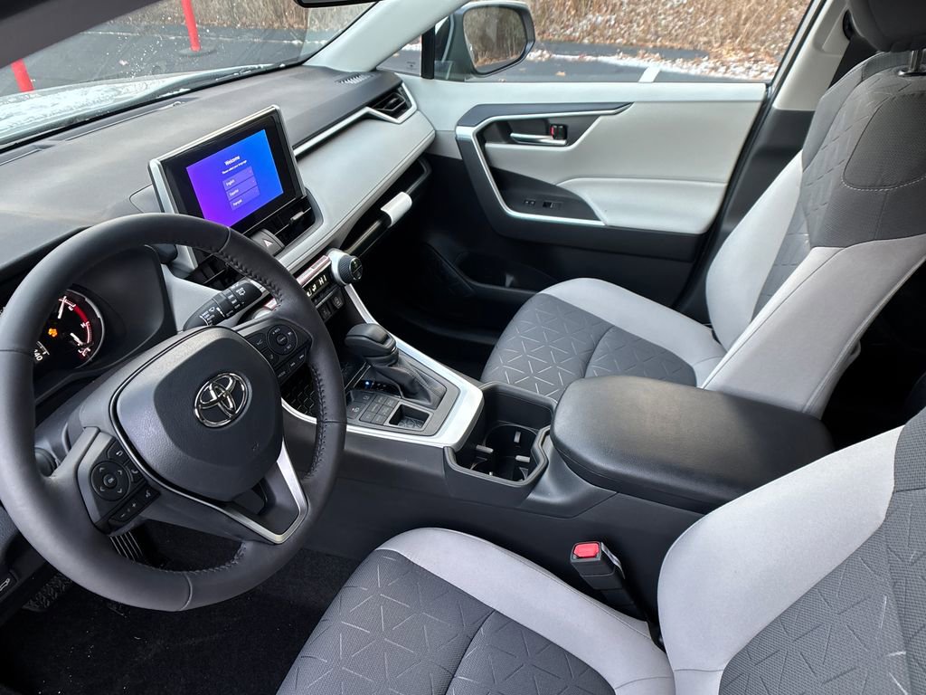 New 2025 Toyota RAV4 XLE w/ Convenience Package image 9
