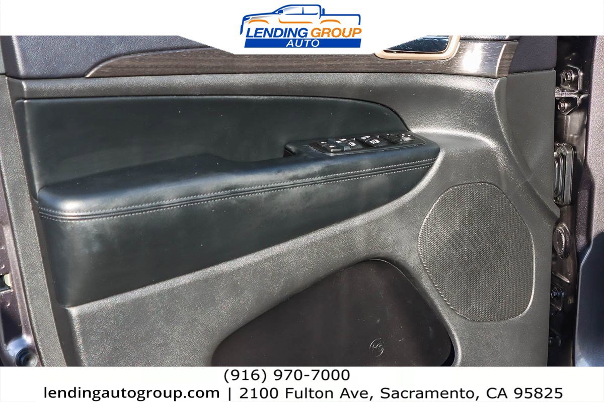 Used 2015 Jeep Grand Cherokee Laredo w/ Quick Order Package 23E image 18