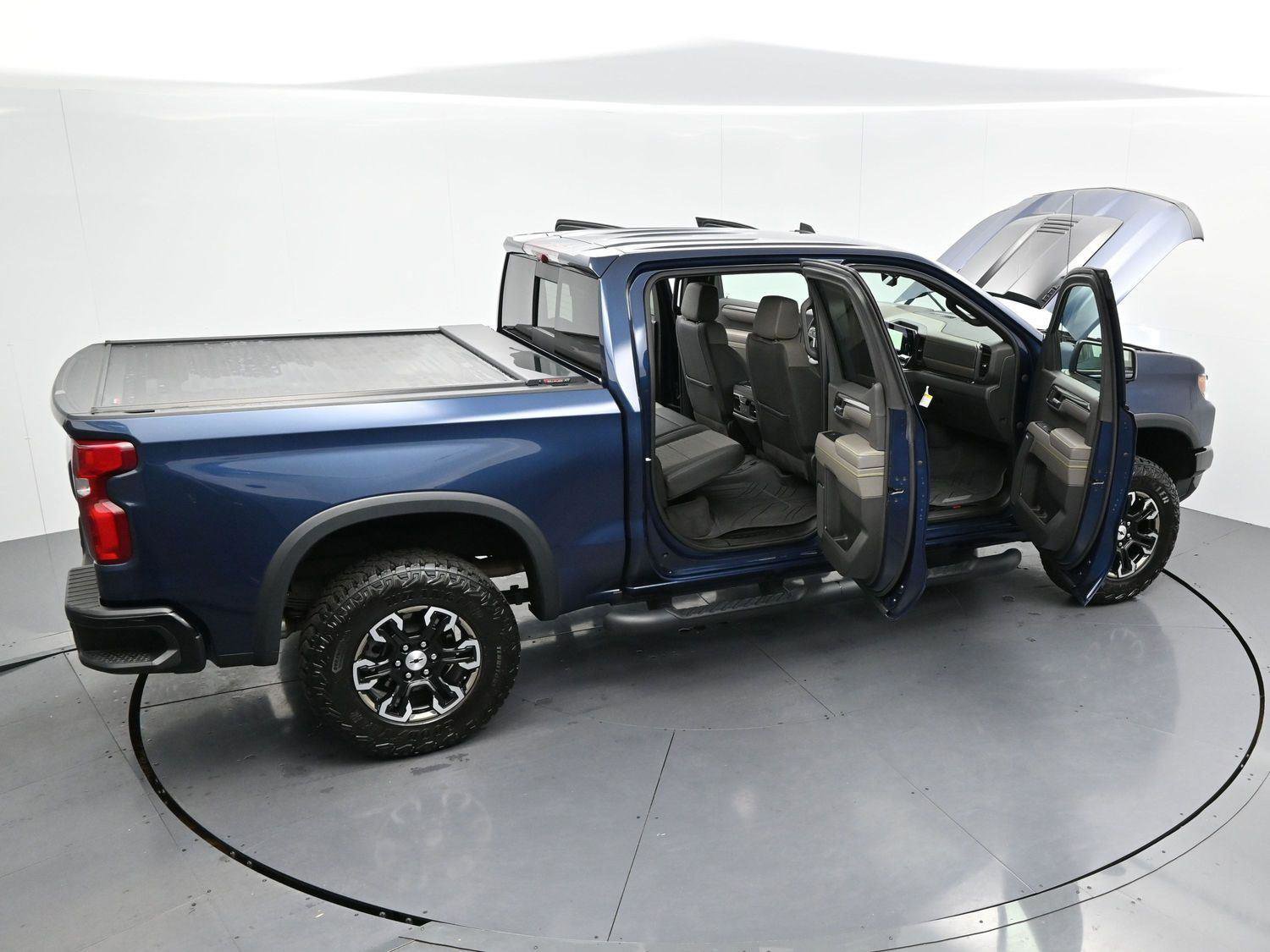 Used 2023 Chevrolet Silverado 1500 ZR2 w/ Technology Package image 42