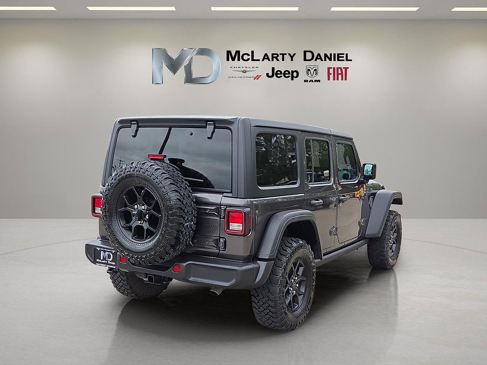 Used 2025 Jeep Wrangler Unlimited Sport AWD/4WD image 5