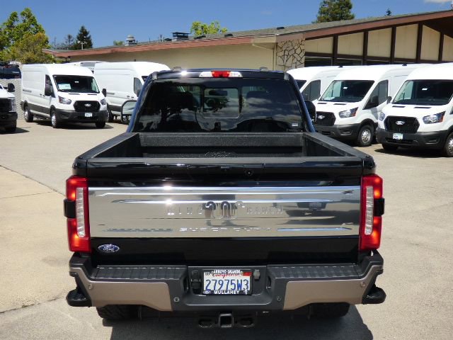 Used 2023 Ford F250 King Ranch w/ FX4 Off-Road Package AWD/4WD image 4
