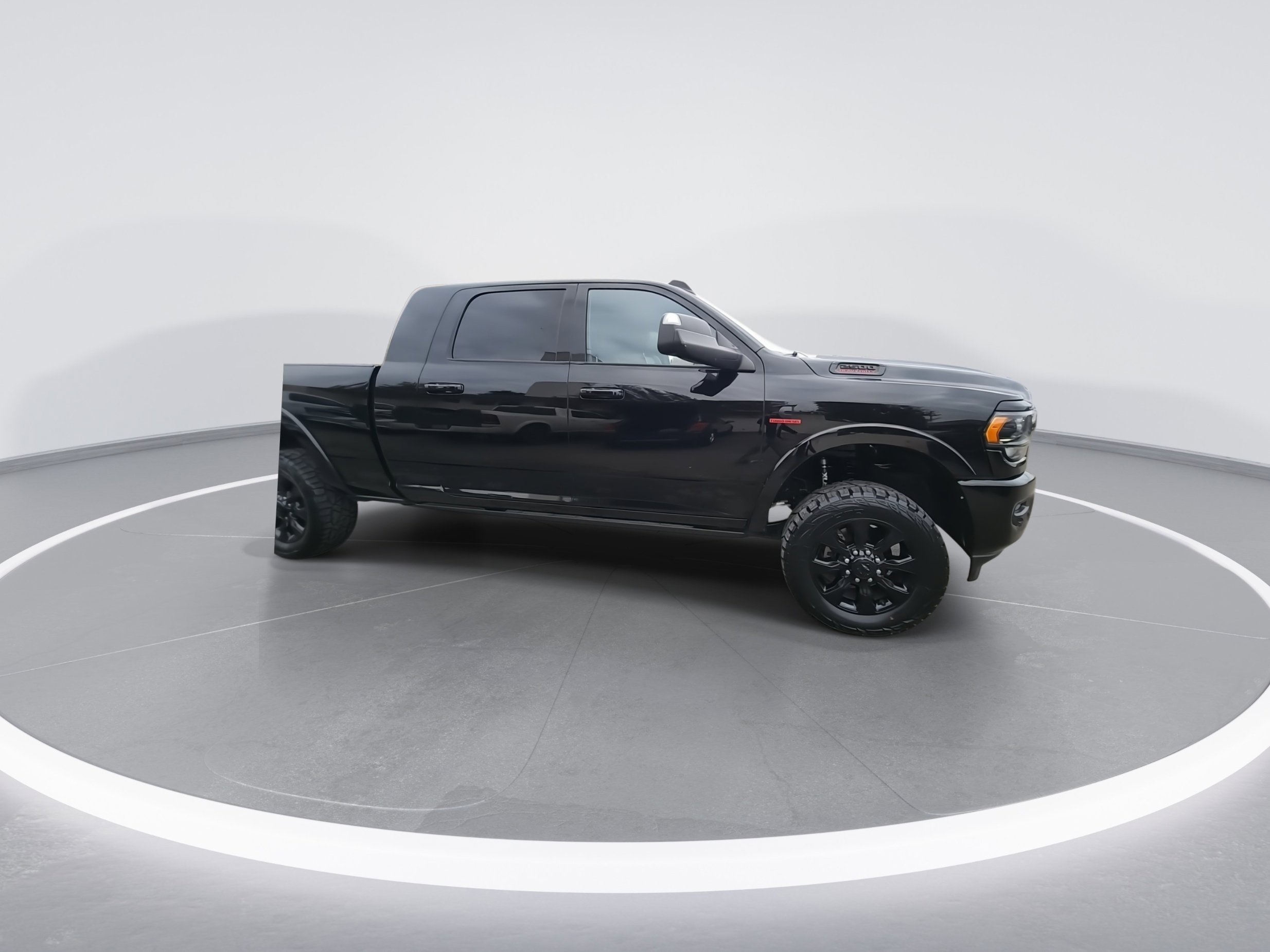 Certified 2022 RAM 2500 Limited w/ Night Edition image 2