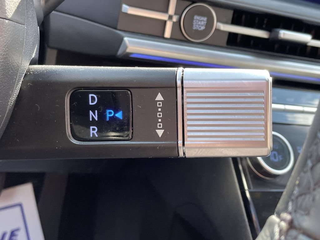 Certified 2025 Hyundai Santa Fe Limited FWD image 26