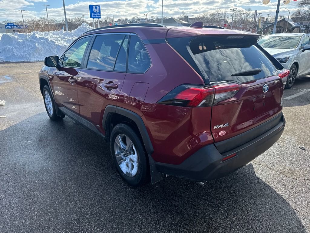 Used 2023 Toyota RAV4 LE image 5