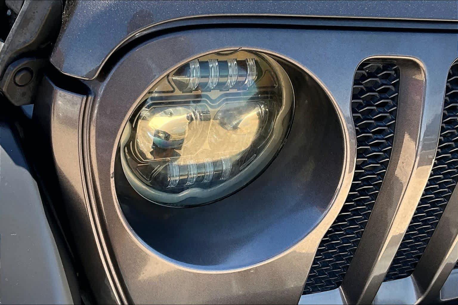 Used 2022 Jeep Wrangler Unlimited Sport AWD/4WD image 26