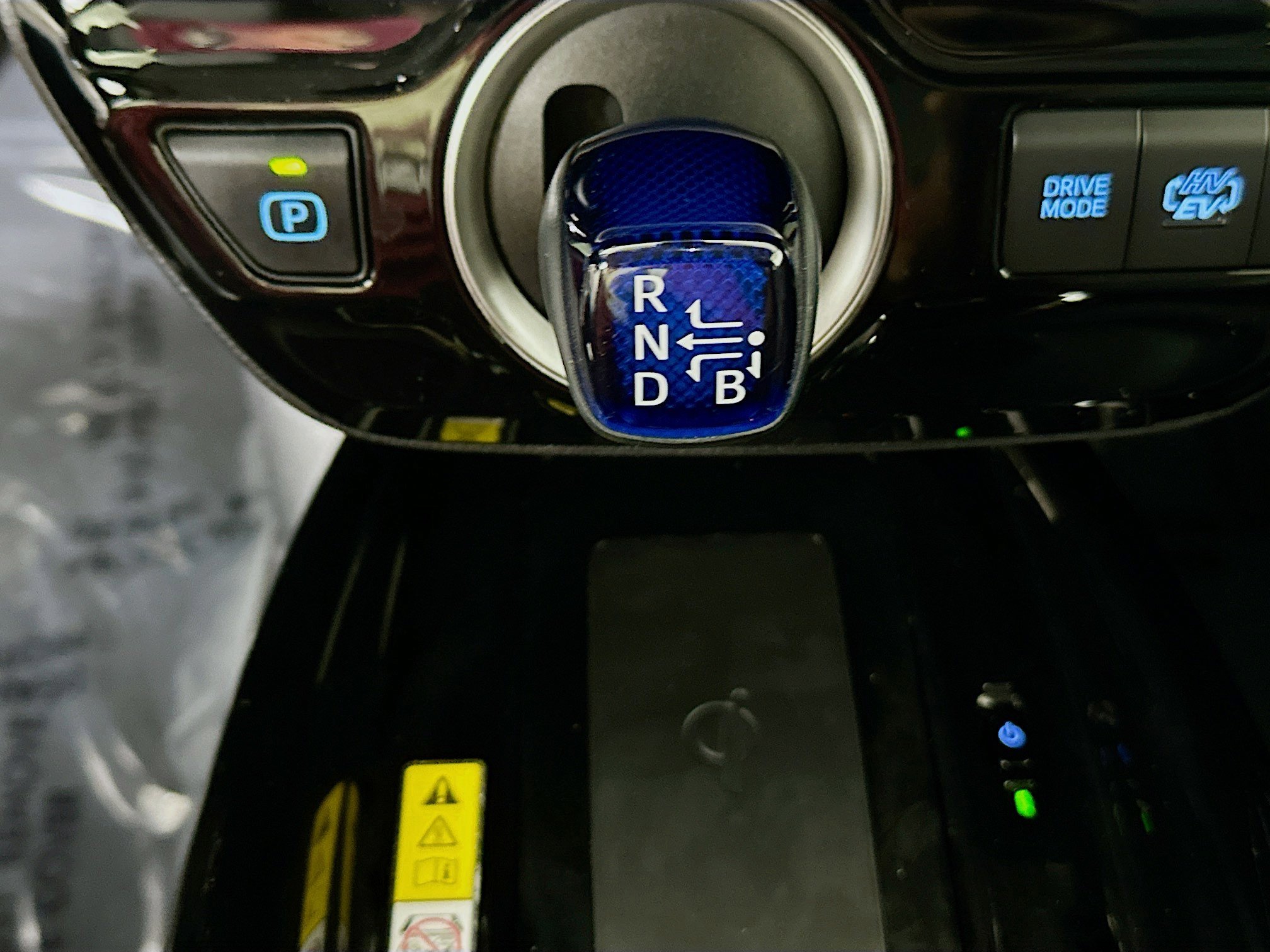 Used 2021 Toyota Prius Prime XLE image 21