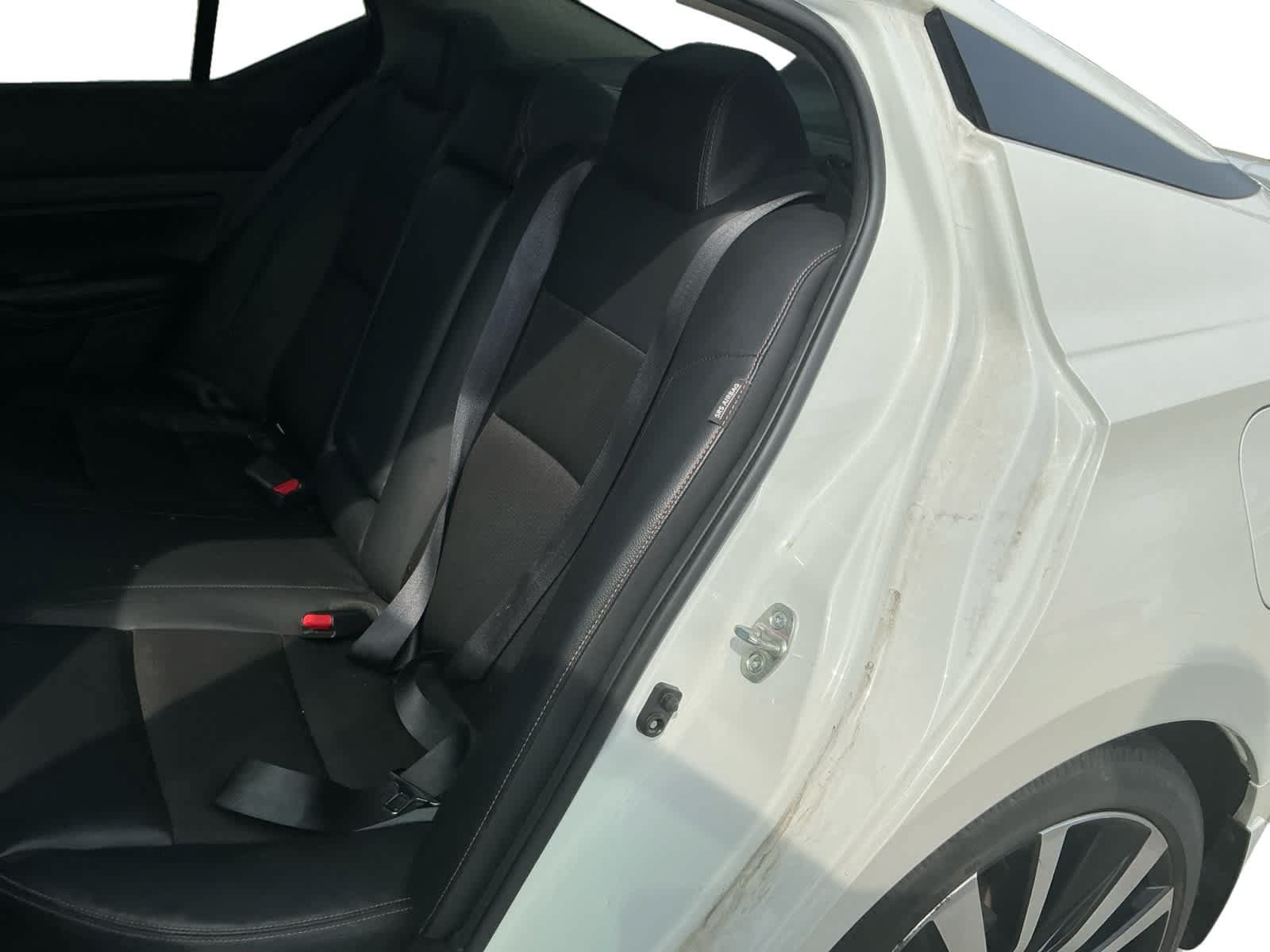 Used 2021 Nissan Altima 2.5 SR FWD image 12
