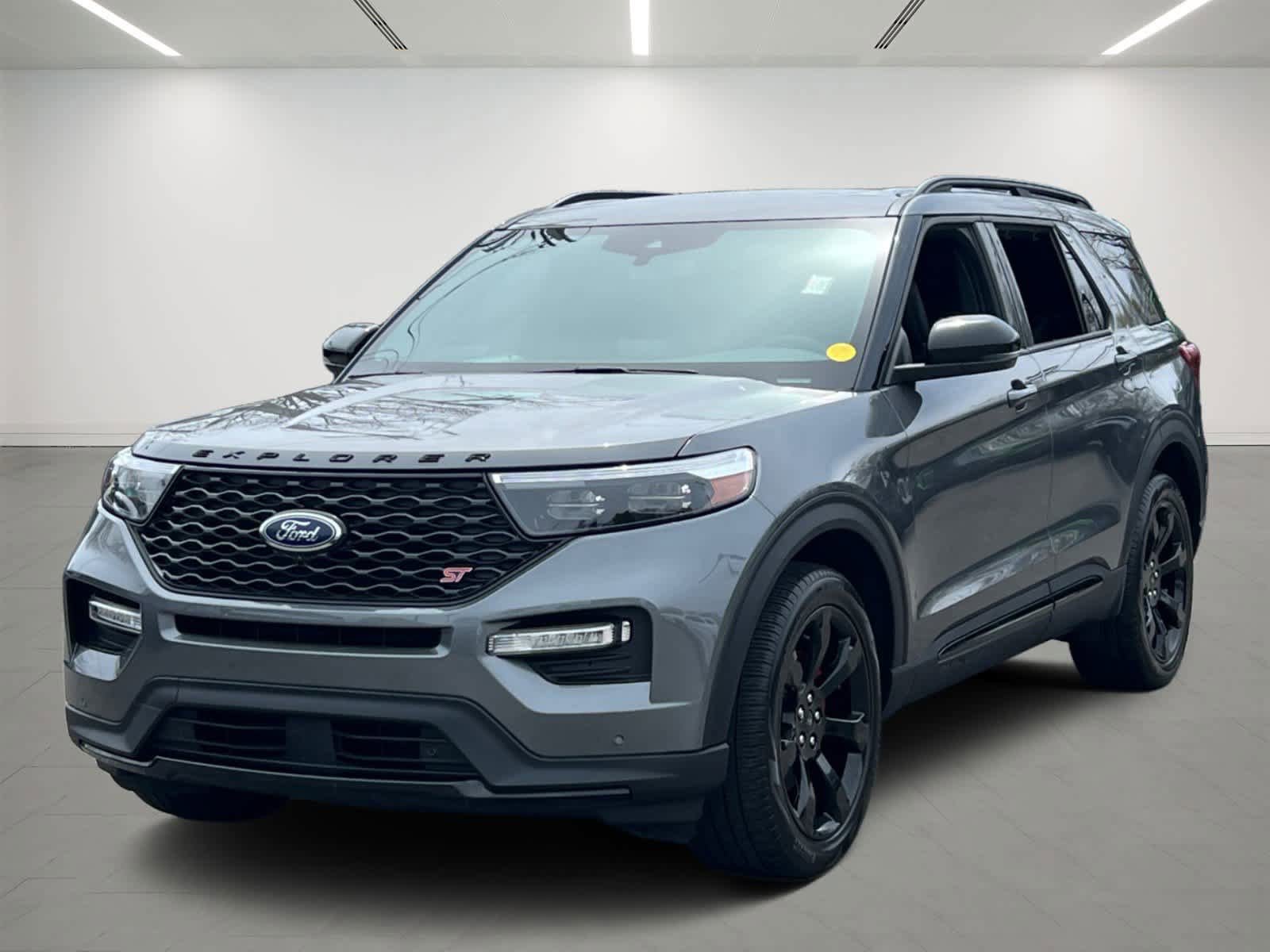 Used 2023 Ford Explorer ST w/ Equipment Group 401A AWD/4WD image 2