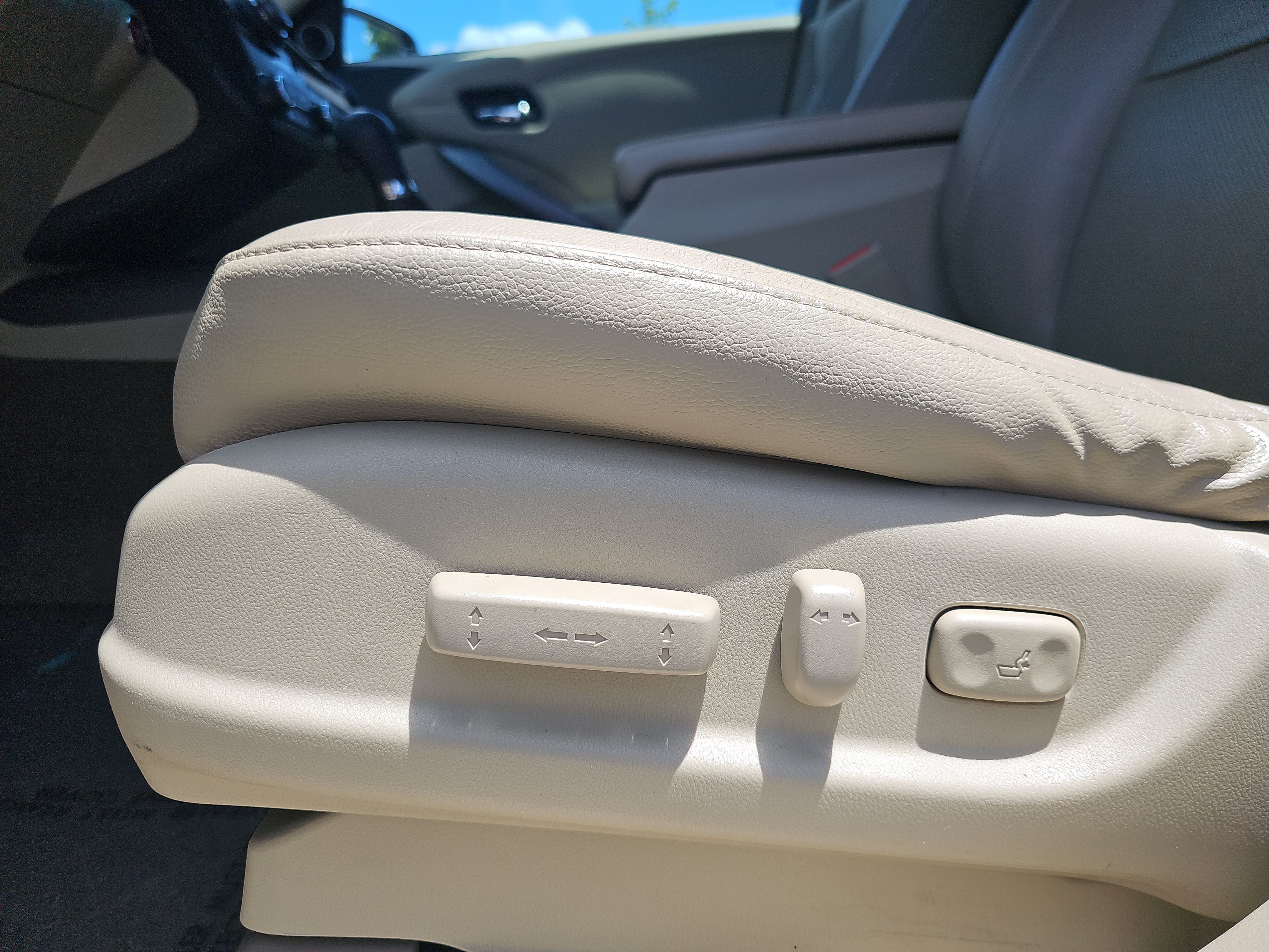 Used 2015 Acura RDX FWD w/ Technology Package image 27