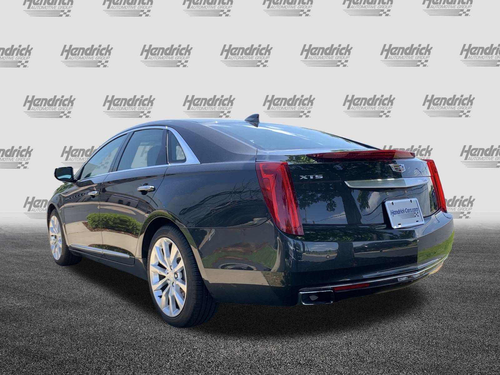 Used 2016 Cadillac XTS Luxury FWD image 8