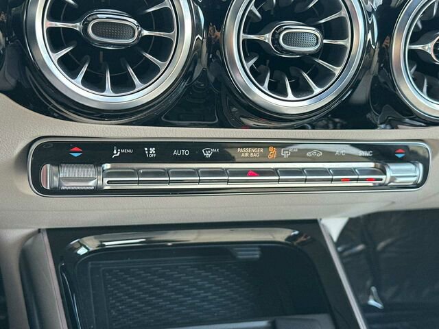 Used 2025 Mercedes-Benz GLA 250 image 25