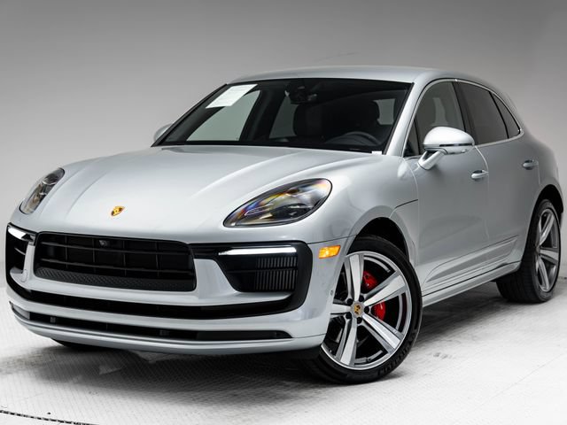 Certified 2022 Porsche Macan S AWD/4WD image 1