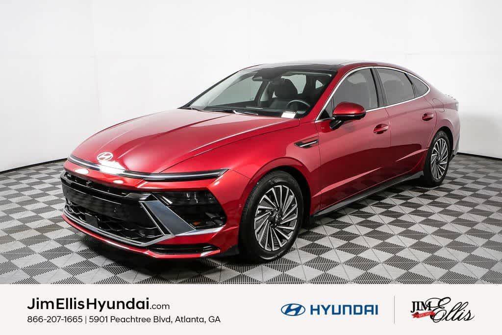 New 2025 Hyundai Sonata Limited FWD image 3