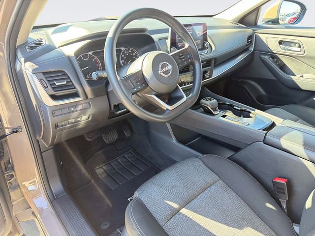 Used 2024 Nissan Rogue SV image 23