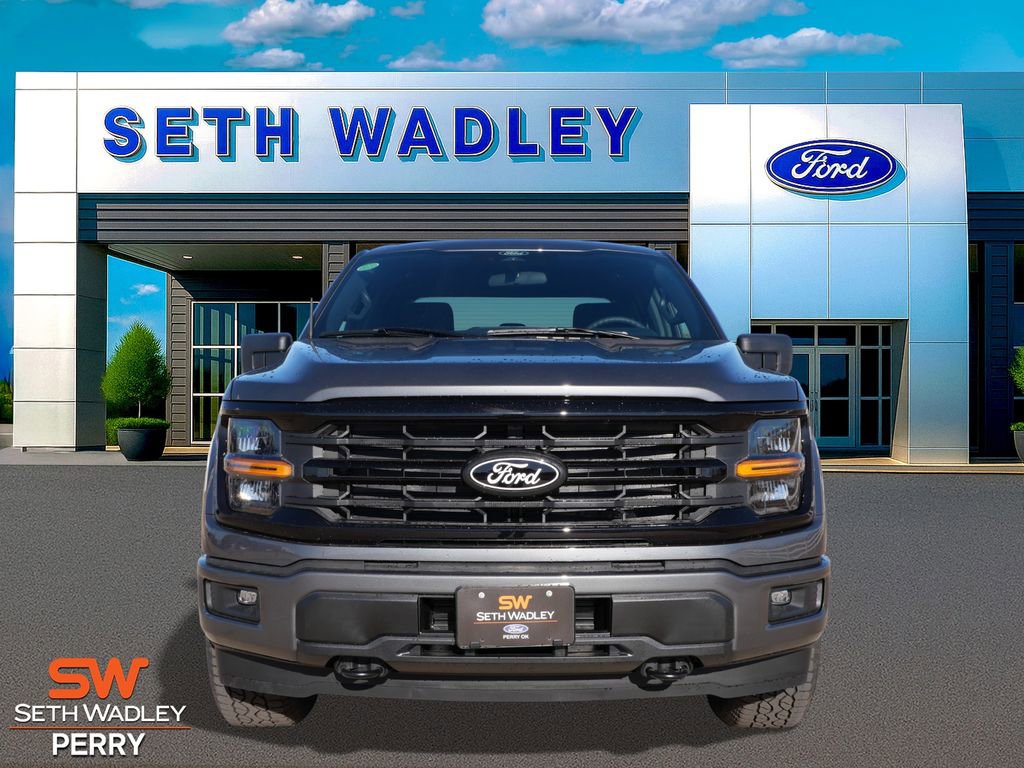 New 2026 Ford F150 XLT w/ XLT Black Appearance Package AWD/4WD image 4