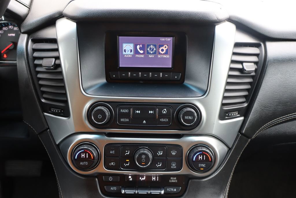 Used 2015 Chevrolet Suburban LS image 10