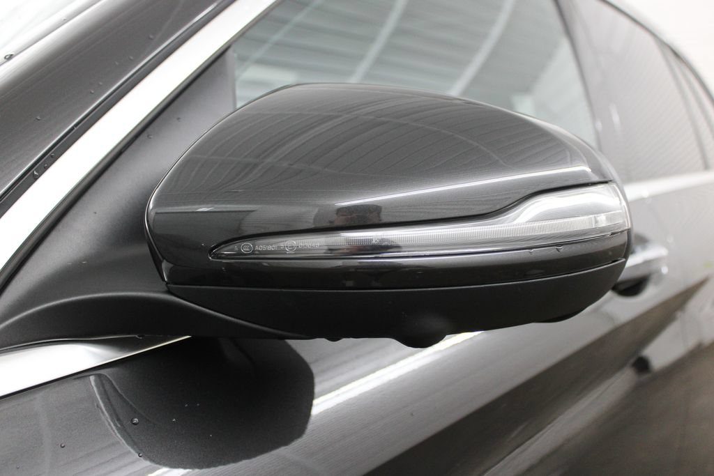 Used 2022 Mercedes-Benz GLC 300 image 7
