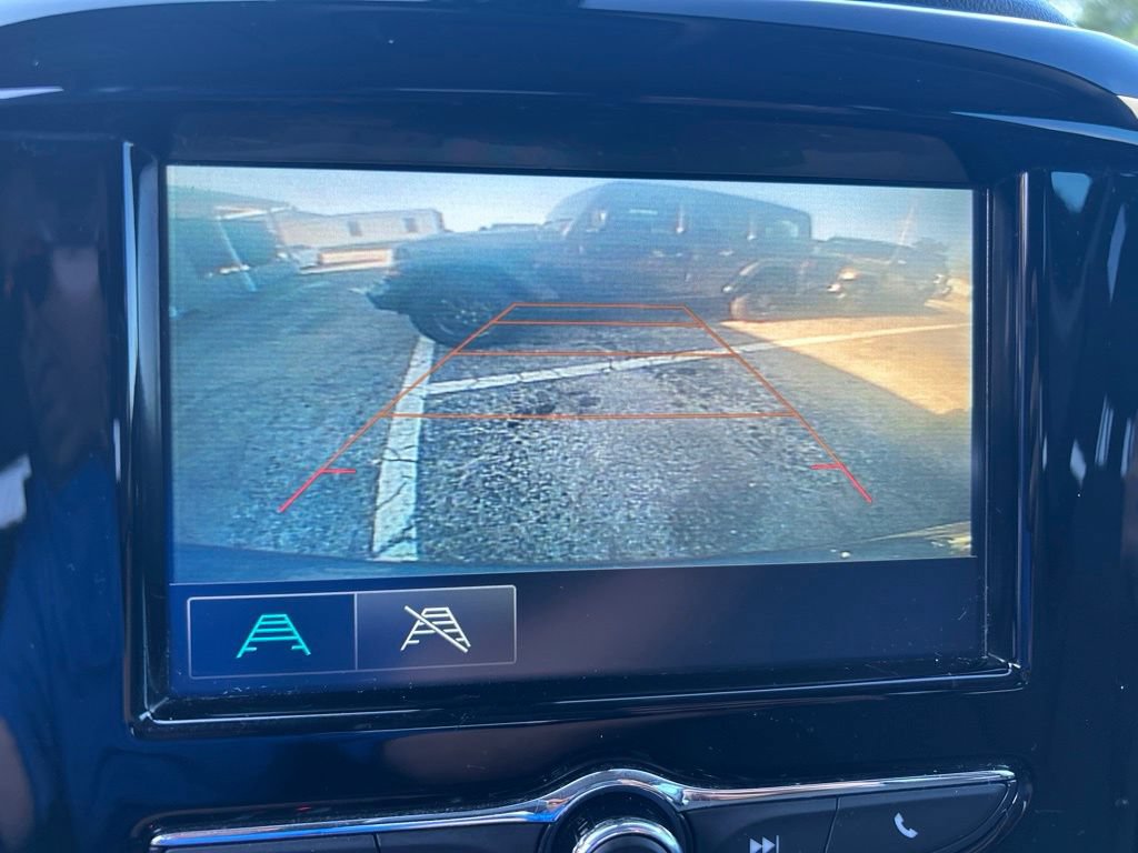 Used 2019 Chevrolet Traverse LS FWD image 15