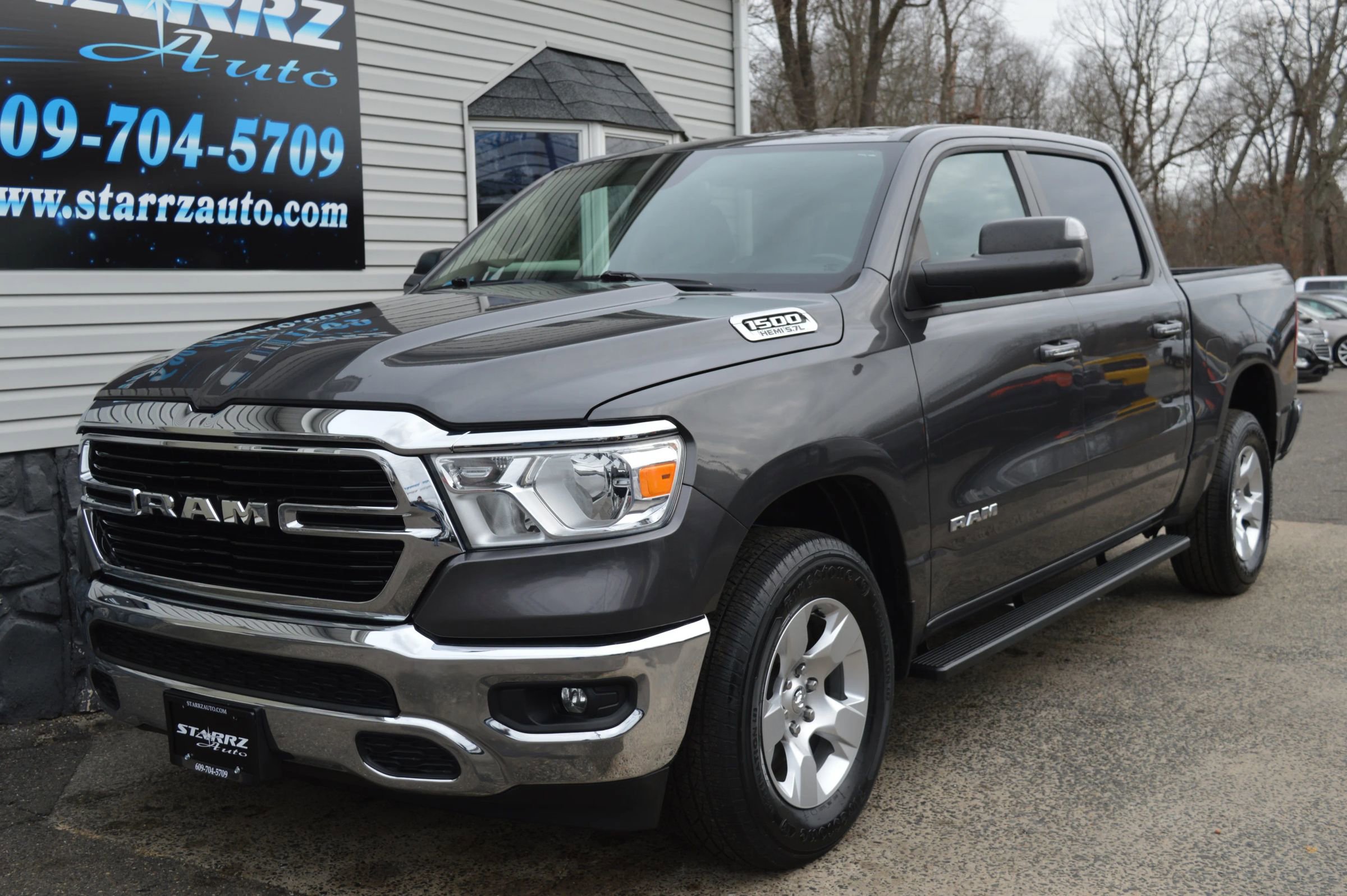 Used 2019 RAM 1500 Big Horn image 1