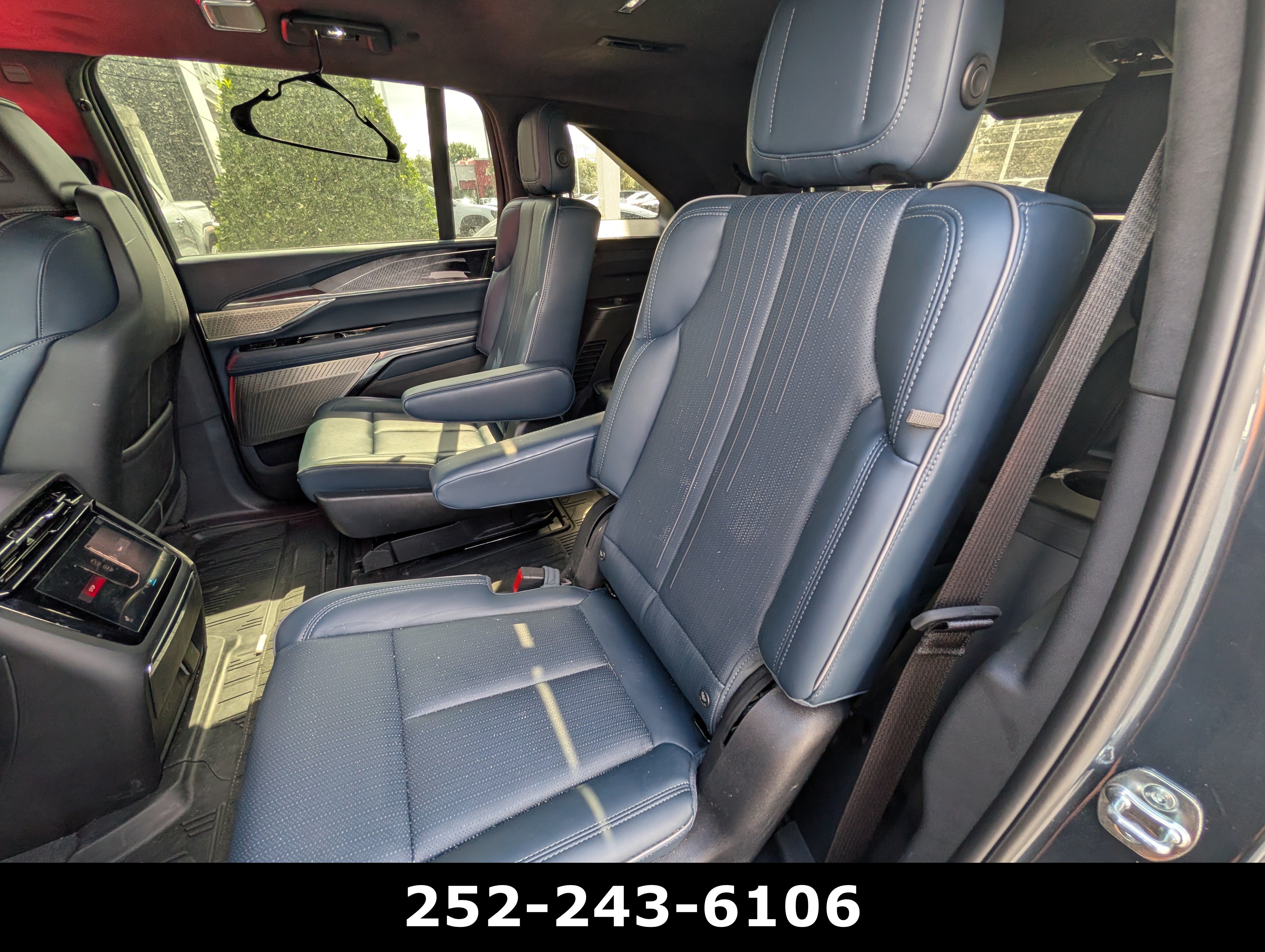 Used 2026 Cadillac Escalade IQ Sport 2 w/ LPO, Premium Carpet Package AWD/4WD image 12
