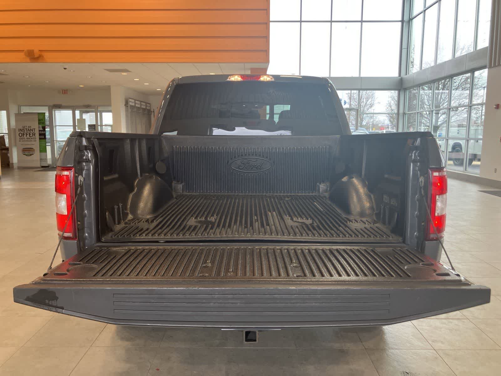 Used 2018 Ford F150 XLT w/ Equipment Group 302A Luxury image 28