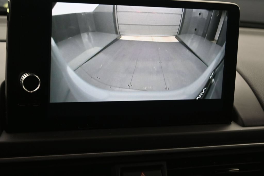 Used 2025 Honda Pilot Touring image 10